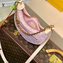 M81166-02  藍色牛仔 Loop LV原單新款半月形法棍包