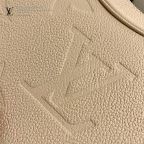 原單M46099奶白 Bagatelle BB 手袋令 Monogram 圖案歷經印花和壓印工藝