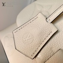 M45976-01  LV原單新款Madeleine中號壓花手提斜背包