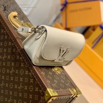 M59457-02  原單水波紋系列 BUCI 手袋