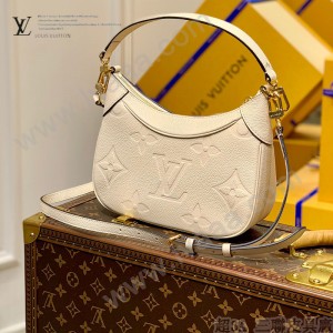 原單M46099奶白 Bagatelle BB 手袋令 Monogram 圖案歷經印花和壓印工藝