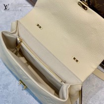 M45976-01  LV原單新款Madeleine中號壓花手提斜背包