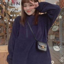 101513-01  CELINE賽琳 原單TRIOMRHE 迷你亮澤牛皮革手袋耳機包牛皮革