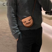 CELINE賽琳  原單新品上線Cuir Besace迷你馬鞍包 迷你尺寸