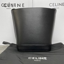 198243-01  CELINE賽琳 原單春夏新品CUIR TRIOMPHE小號光滑牛皮水桶包