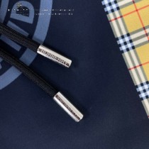 BURBERRY 2022夏季新款沙灘褲，五分短褲