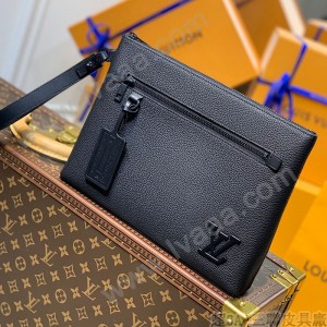 LV原單 M69837-01  黑色 全皮手包手拿包 IPAD 保護套