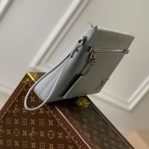 LV原單 M69837-02  黑色 全皮手包手拿包 IPAD 保護套