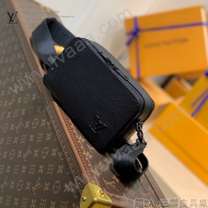 Louis Vuitton Alpha Wearable Wallet (ALPHA WEARABLE WALLET, M59161)