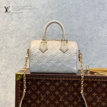 LV 原单M46163-02  压花绿 本款 Speedy Bandouliere 20 手袋