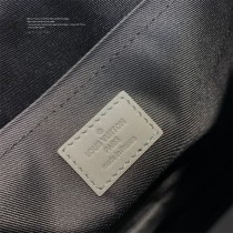 LV原單M81385鐵灰壓花Discovery Pochette 大號手拿包