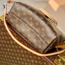 LV 原單M45986 Boetie 小號拉鏈托特包