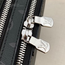 LV原單M80741 Alpha Wearable 小號郵差包