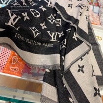LV專櫃熱銷新款圍巾 專櫃超級難買啊