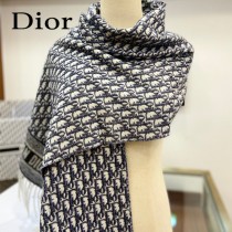 Dior 原單圍巾經典的Oblique印花刺繡圖案裝飾