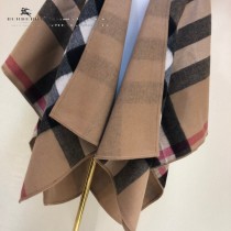 BURBERRY 經典羊絨雙面披肩 超級有氣質