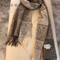 LOEWE老花棋盤格圍巾