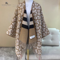 Burberry新款專屬標識雙面鬥篷