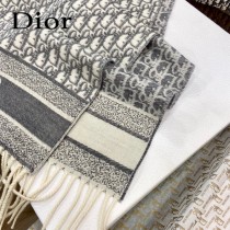 Dior 原單圍巾經典的Oblique印花刺繡圖案裝飾