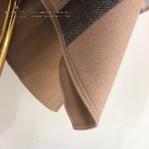 BURBERRY 經典羊絨雙面披肩 超級有氣質