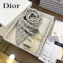 Dior 原單圍巾經典的Oblique印花刺繡圖案裝飾