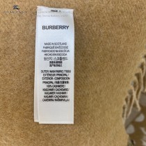 Burberry新款專屬標識雙面鬥篷
