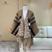 Burberry新款專屬標識雙面鬥篷