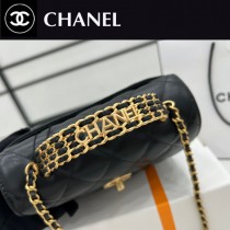 AS3886  Chanel 23P 新款手柄口盖包充满光泽的油蜡牛皮