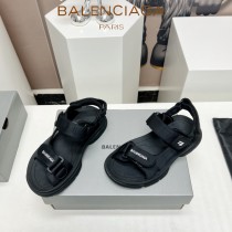 Balenciaga巴黎世家 春夏最新爆款情侶運動涼鞋