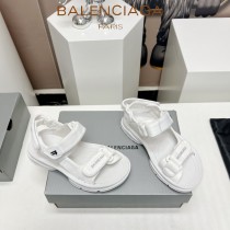 Balenciaga巴黎世家 春夏最新爆款情侶運動涼鞋