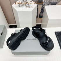 Balenciaga巴黎世家 春夏最新爆款情侶運動涼鞋