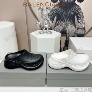 Balenciaga巴黎世家 x Crocs 聯名春夏爆款成型一體半拖洞洞鞋