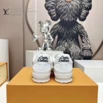 LV 秋季聯名新款籃球運動鞋