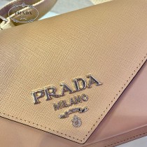 1BP020-02  PRADA普拉達新款三合一迷妳信封包