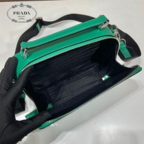 2VH069-01  PRADA普拉達Brique手袋盒子包