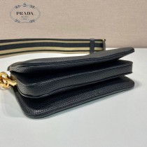 1BH194-01   PRADA普拉達三層包