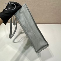 1BG459-02  PRADA普拉達新款小號托特包