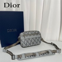 DIOR 迪奧新款Safari 信使包 實用小巧