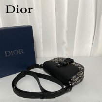 DIOR 迪奧老花馬鞍手拿包 附有肩帶