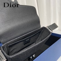 DIOR 迪奧馬鞍信使包以米色和黑色 Oblique 印花