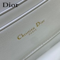 DIOR迪奧Miss Caro鏈條手袋