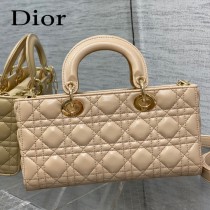 DIOR迪奧大號D-joy戴妃包