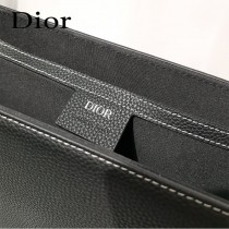 DIOR 迪奧 馬鞍信使包 採用黑色粒面牛皮革精心制作