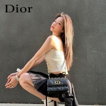 DIOR迪奧Miss Caro鏈條手袋