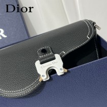 DIOR 迪奧馬鞍邮差包 附有肩帶