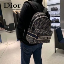 DIOR 迪奧新款字母帆佈雙肩包 顏值超高