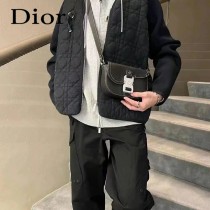 DIOR 迪奧馬鞍邮差包 附有肩帶