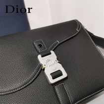 DIOR 迪奧 馬鞍信使包 採用黑色粒面牛皮革精心制作