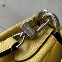 M59386-07  新款Epi皮革 Buci 手袋腋下包斜跨包