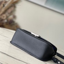 M59386-02  新款Epi皮革 Buci 手袋腋下包斜跨包